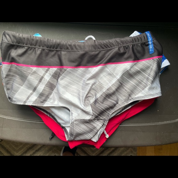 Variety of Men’s fashion swim suits! Mostly NEW!! - Picture 6 of 7